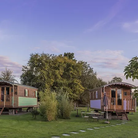 Les Roulottes De La Brauderie Panzió 3*