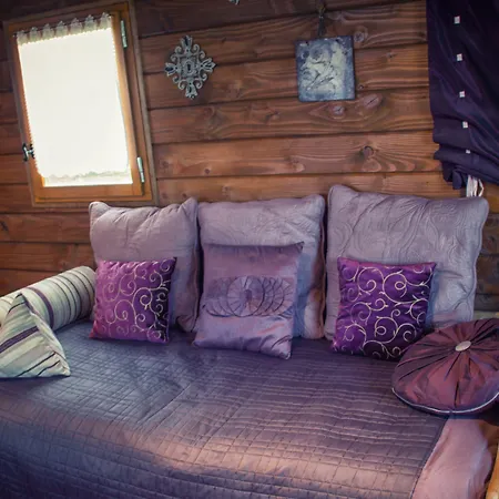 Les Roulottes De La Brauderie Panzió Brissarthe