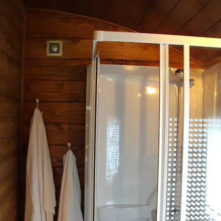 Les Roulottes De La Brauderie ベッド・アンド・ブレックファスト 3*