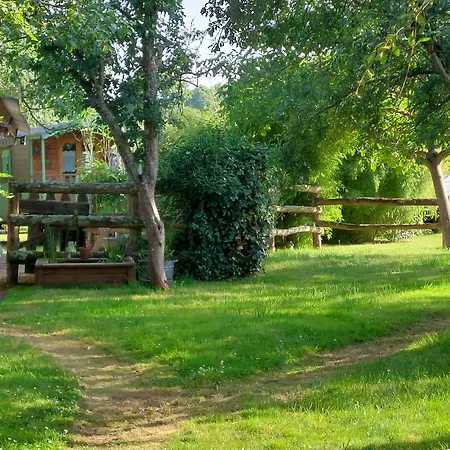 Les Roulottes De La Brauderie ベッド・アンド・ブレックファスト