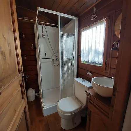 Les Roulottes De La Brauderie Brissarthe