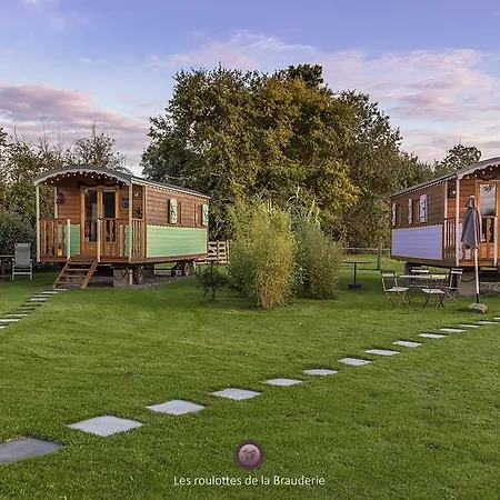 Les Roulottes De La Brauderie Panzió Brissarthe